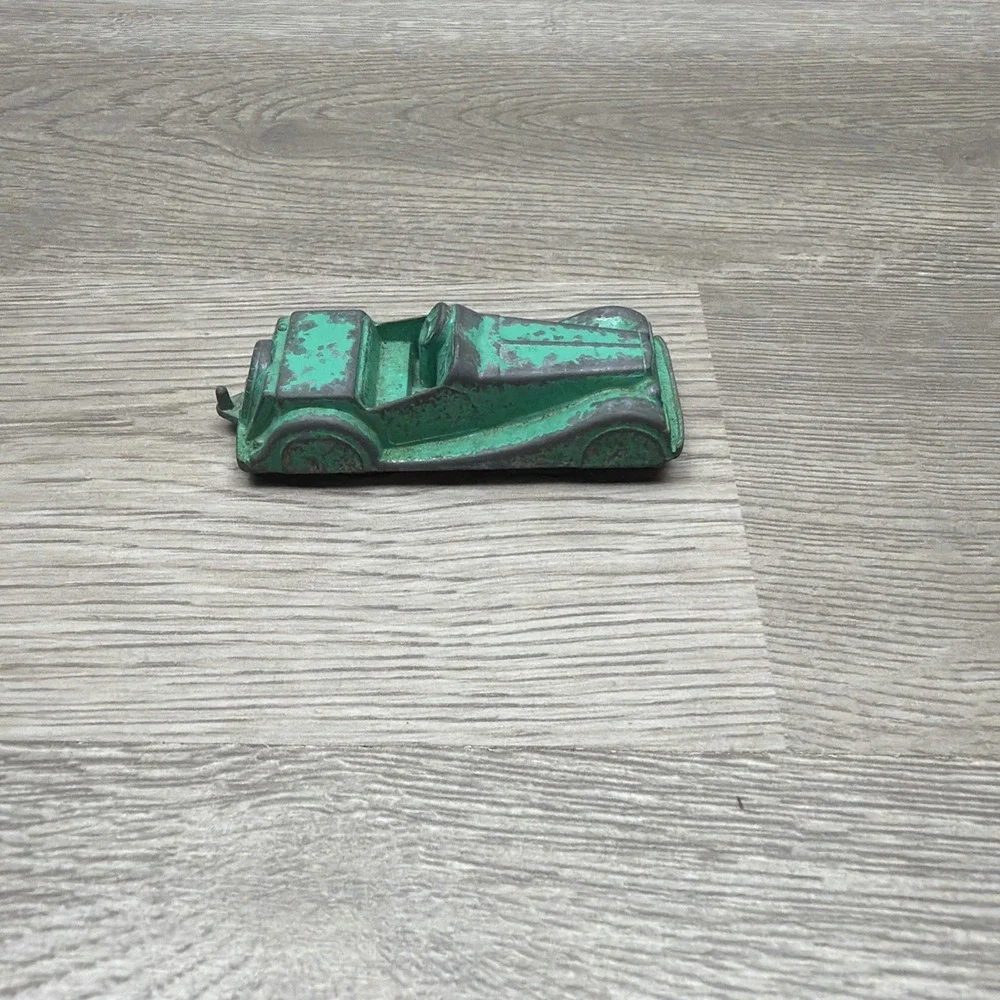 VTG 1950s Green Midgetoy Diecast Metal Car Rockford Ill&Tootsietoy Thunderbird